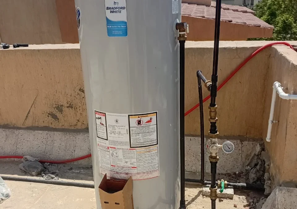 منظومة تسخين مركزي هجين (شمسي + غاز) 500L