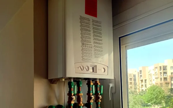 سخان غاز فوري مدمج للدوبلكس والفيلات 12L/min